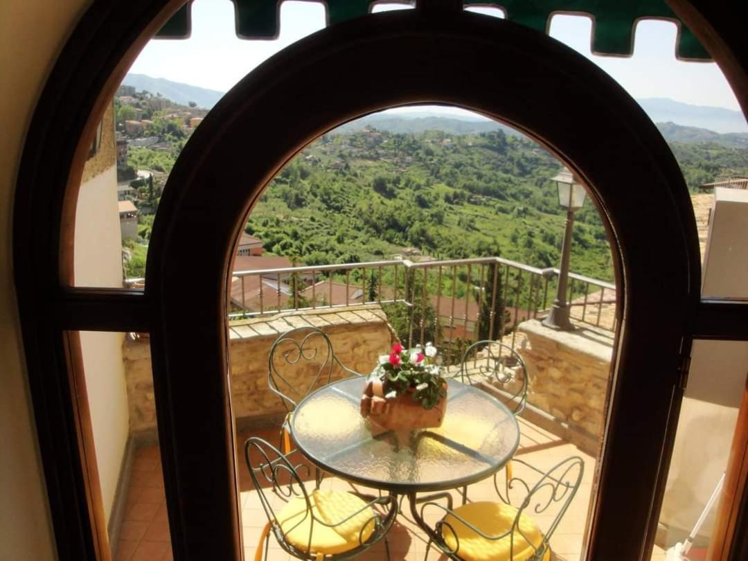 La Loggetta Di Apricus Villa Olevano Romano Exterior foto